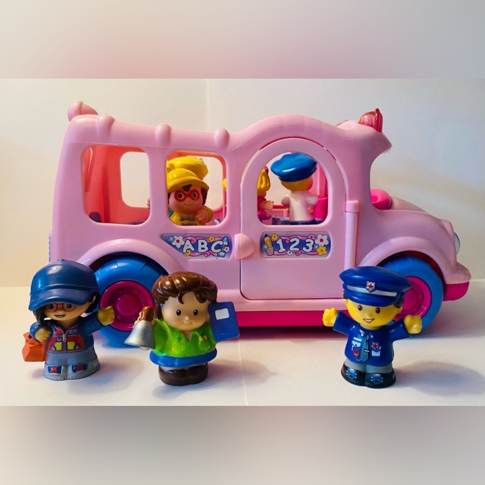 FISHER-PRICE- Little People Pink School Bus Toy with Figures
